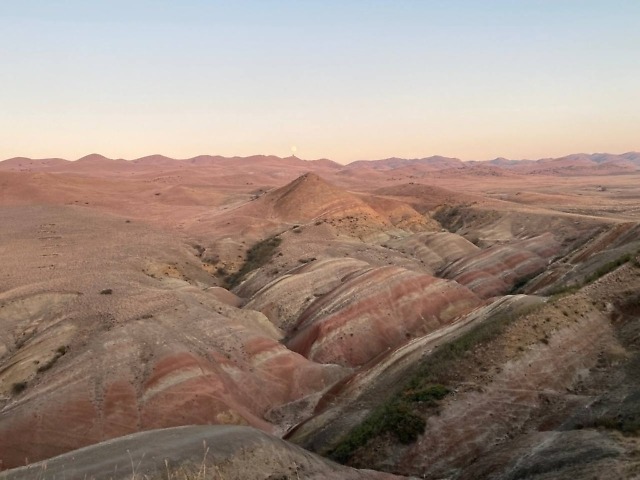 meet-ge-desert Цветная пустыня, Грузия